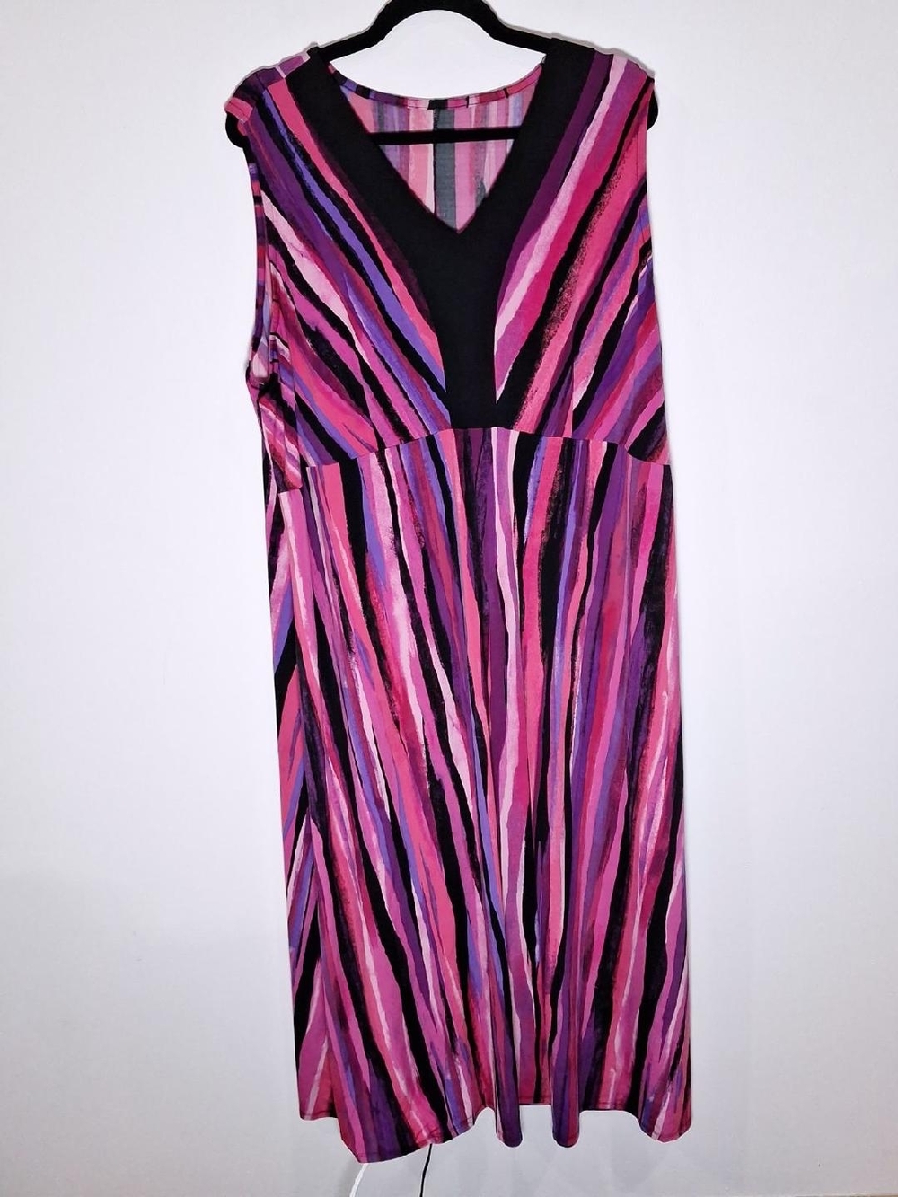 Sleeveless Pink Striped Midi Dress with V-Neck